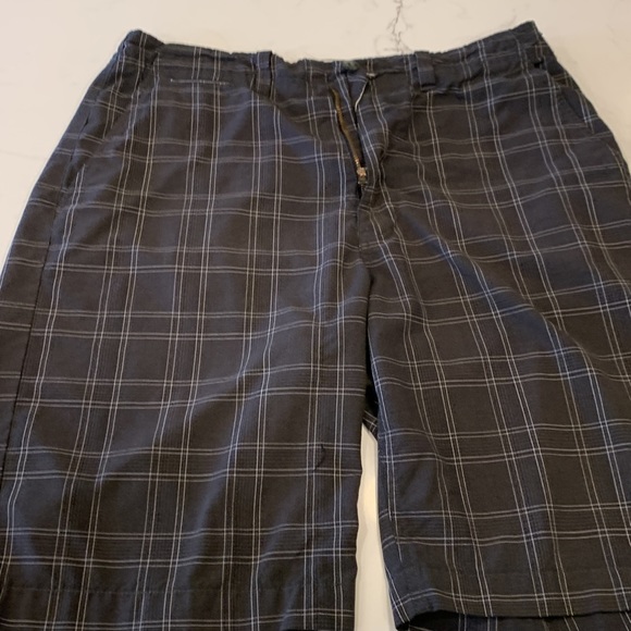 Men’s Champ Casual wear shorts - Picture 4 of 8